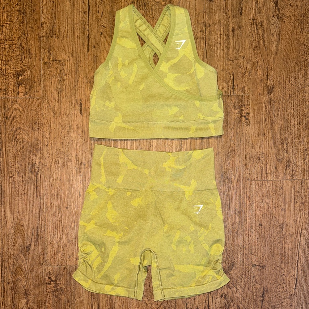 Camo Sports Bra and Shorts Set Gymshark